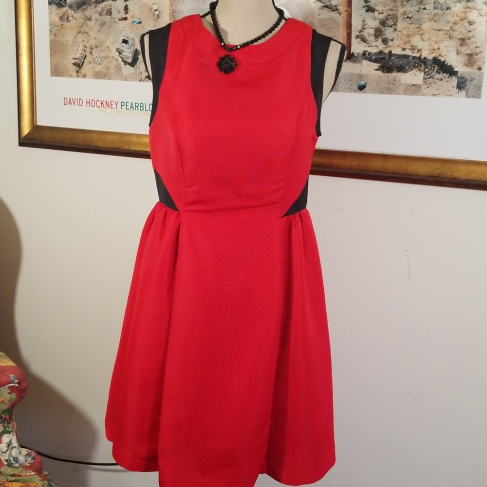 Prabal Gurun  party tea red/black dress. Size 8 - Picture 2 of 8